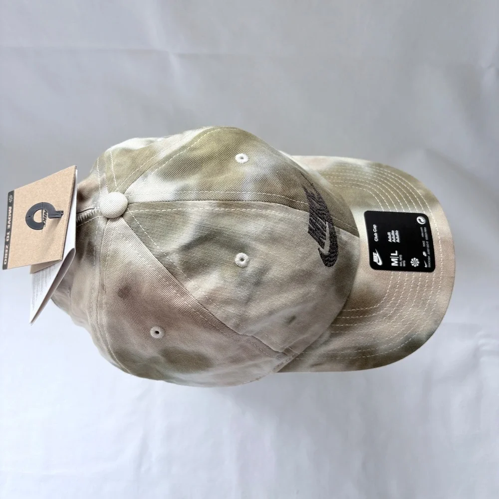 Nike Club Cap‎ Khaki Tie Dye Cloud Wash Futura Logo Adjustable Dad Hat